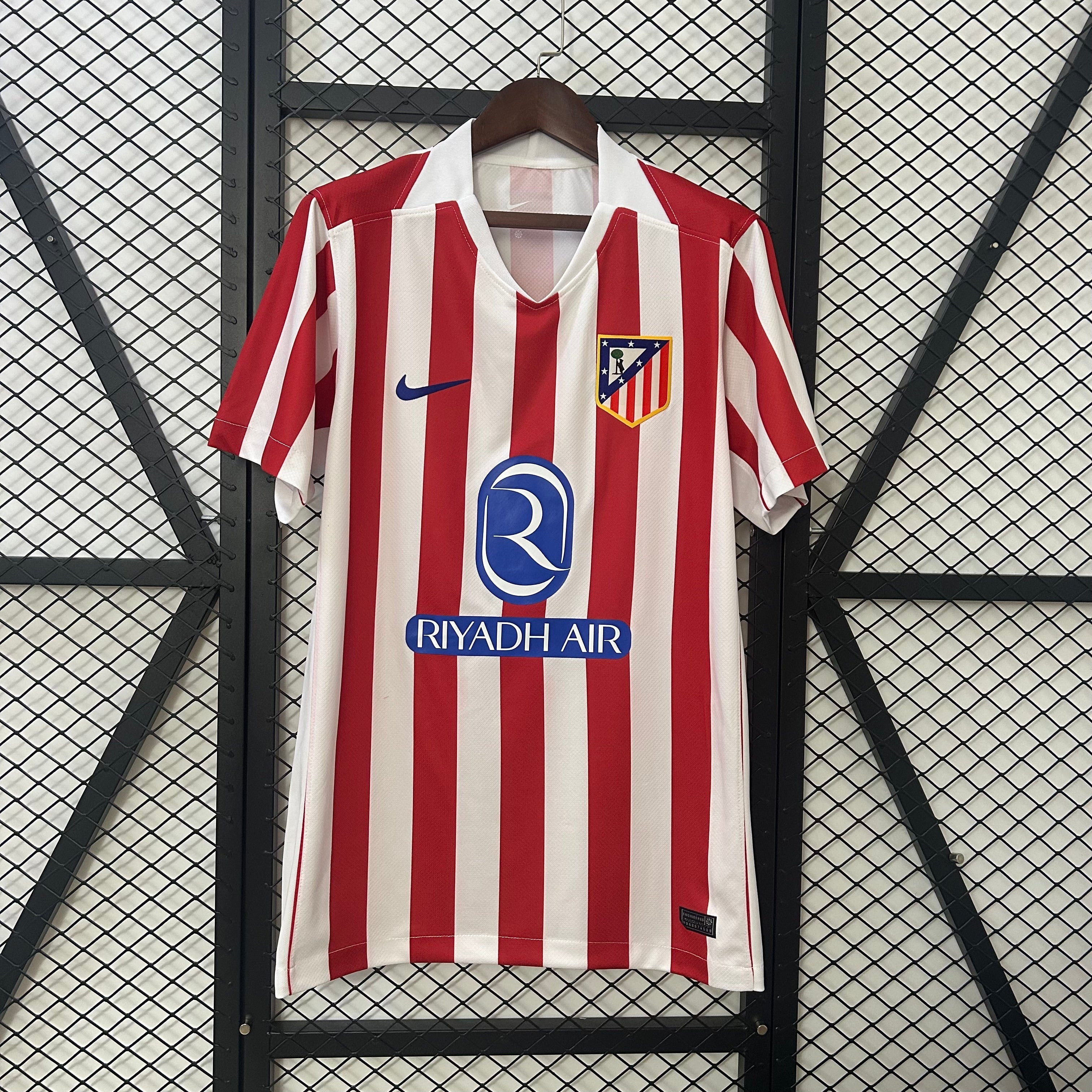 Maillots de l'Atlético Madrid - Pitch Kits