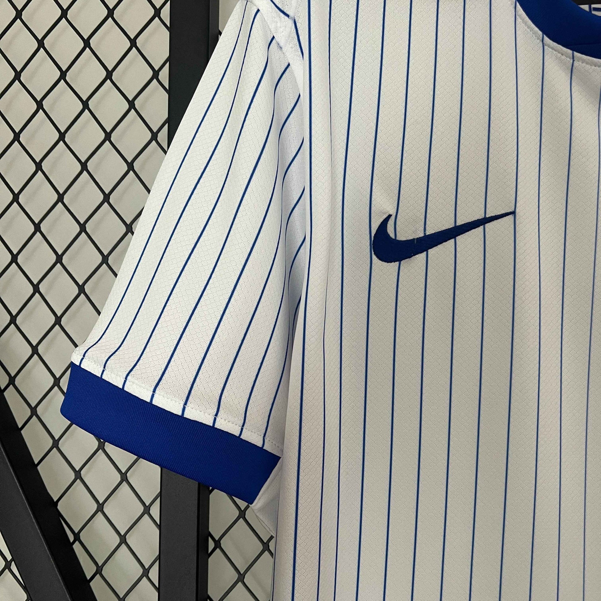 France Maillot Extérieur 2024