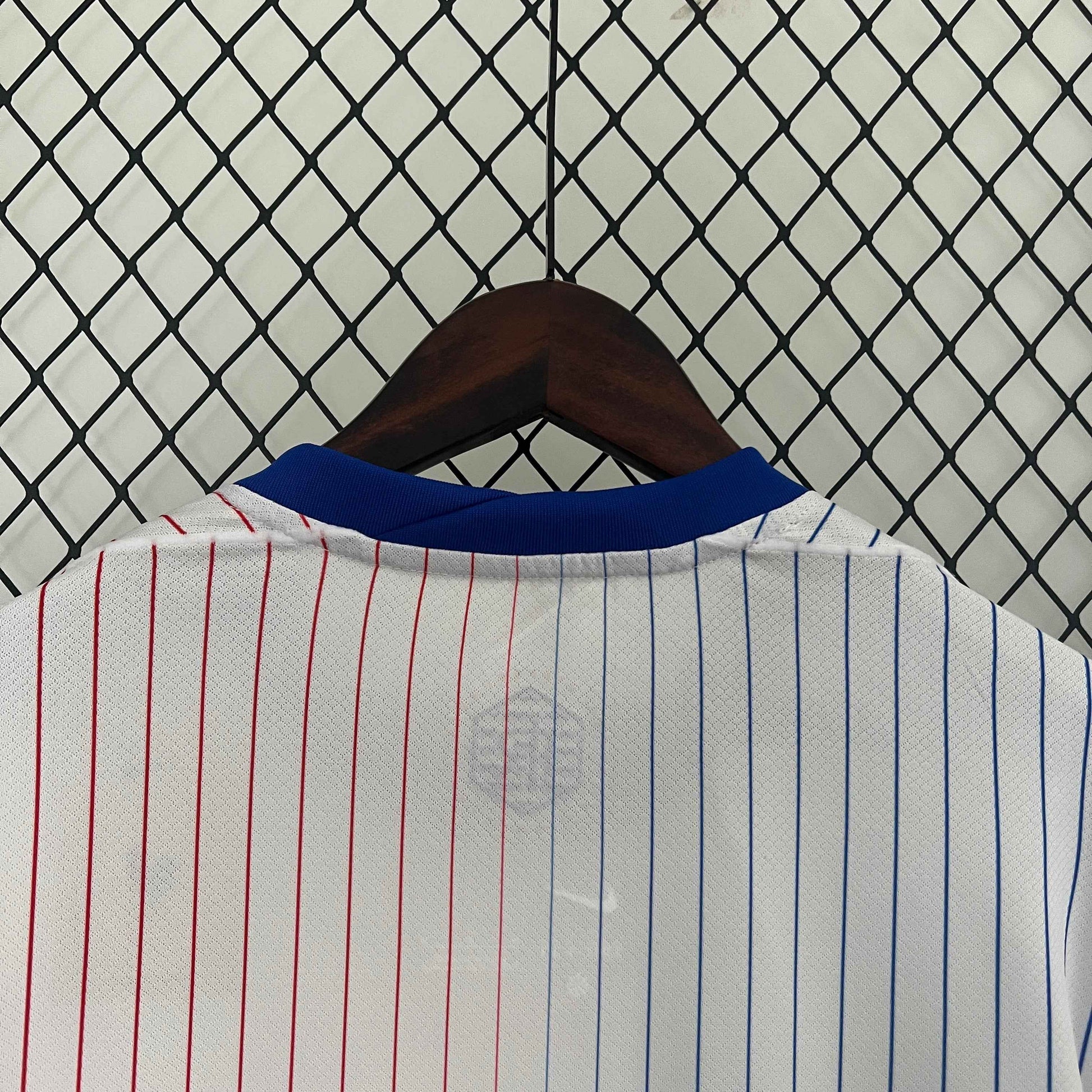 France Maillot Extérieur 2024