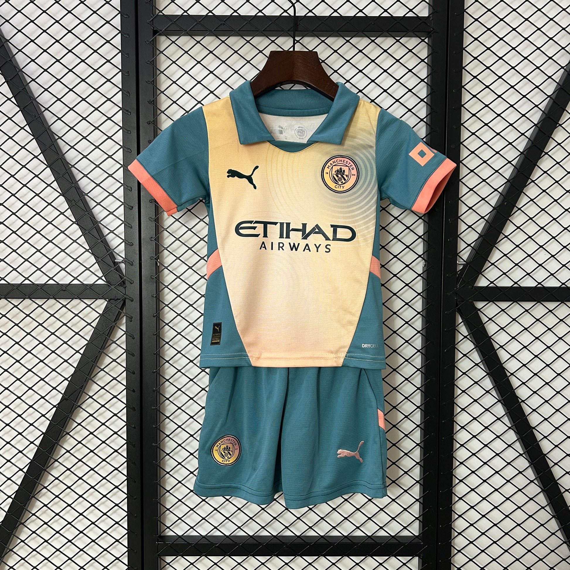 Manchester City Ensemble Enfants Fourth 24/25 - Pitch Kits
