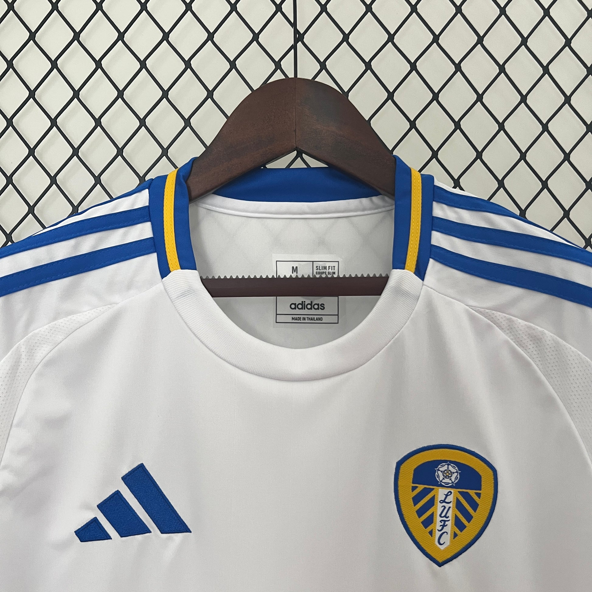 Leeds Maillot Domicile 24/25 - Pitch Kits