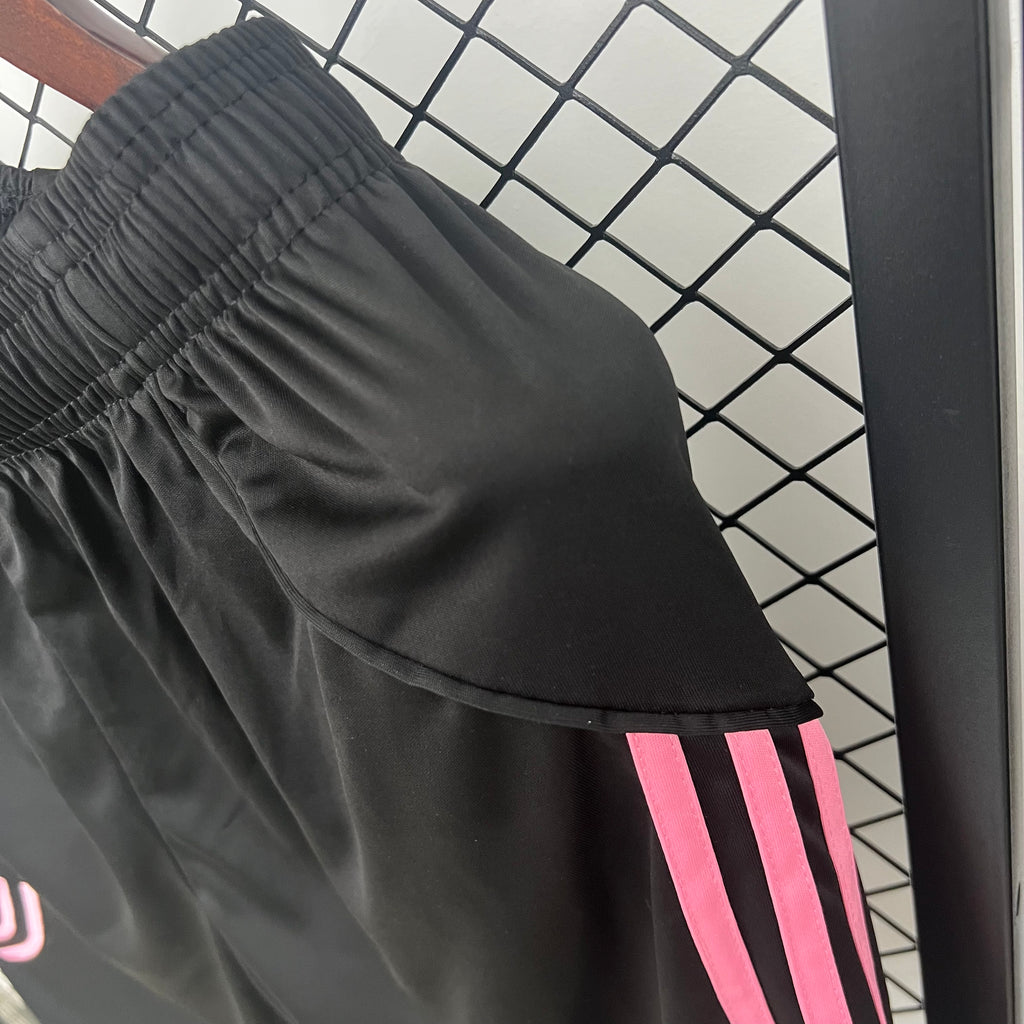 Juventus Short Domicile 25/26 - Pitch Kits