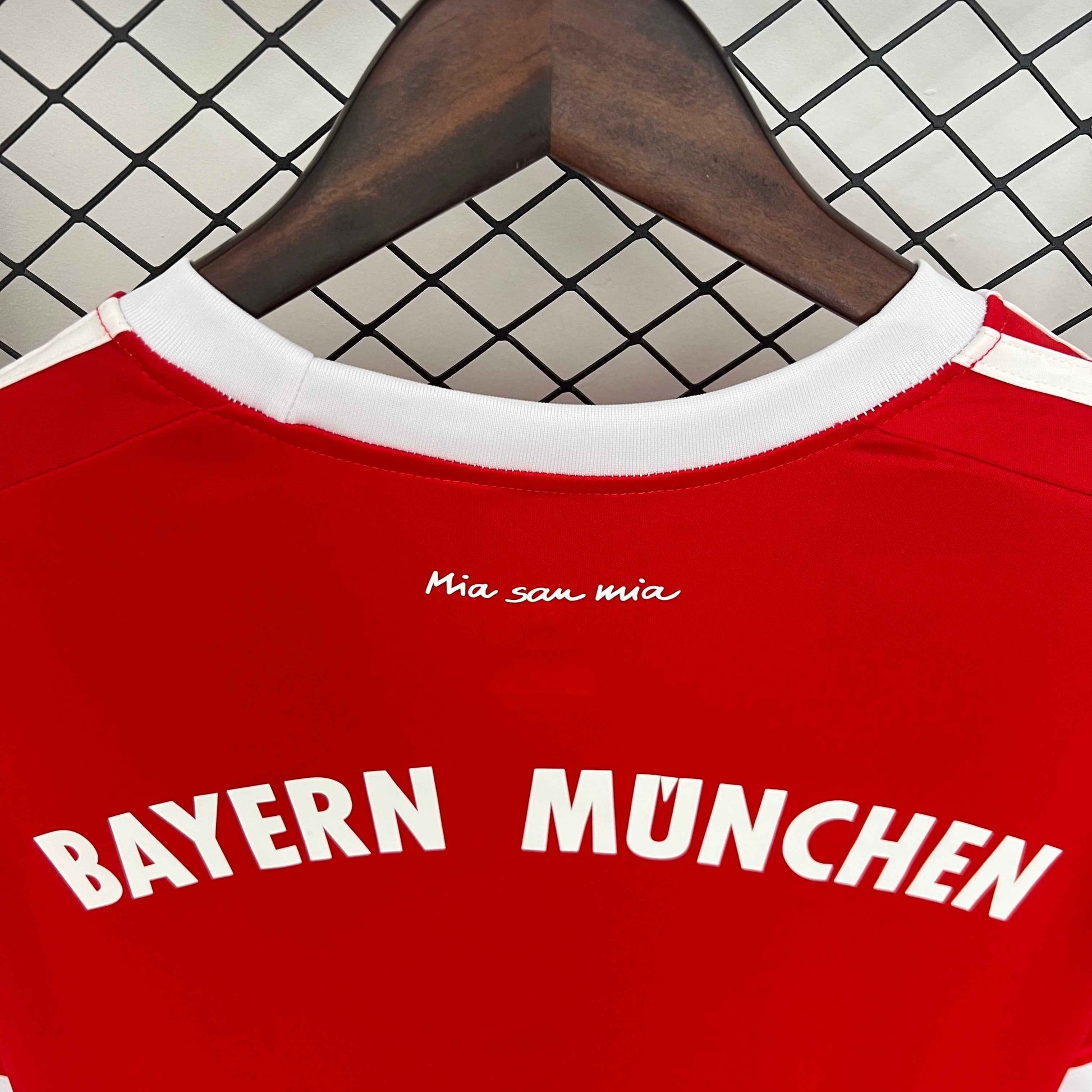 Bayern Munich Maillot Rétro 17/18