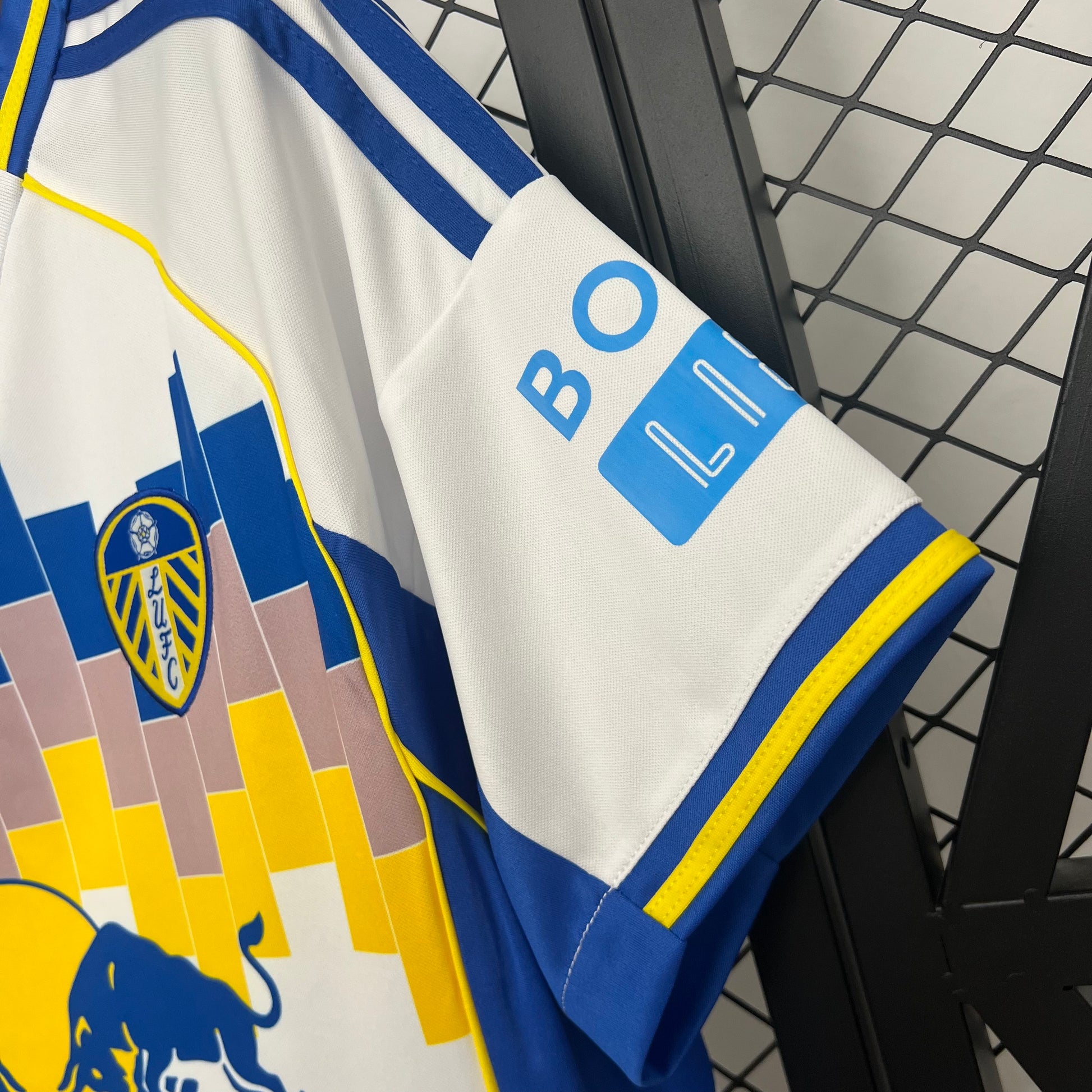 Leeds Maillot Domicile 25/26 - Pitch Kits