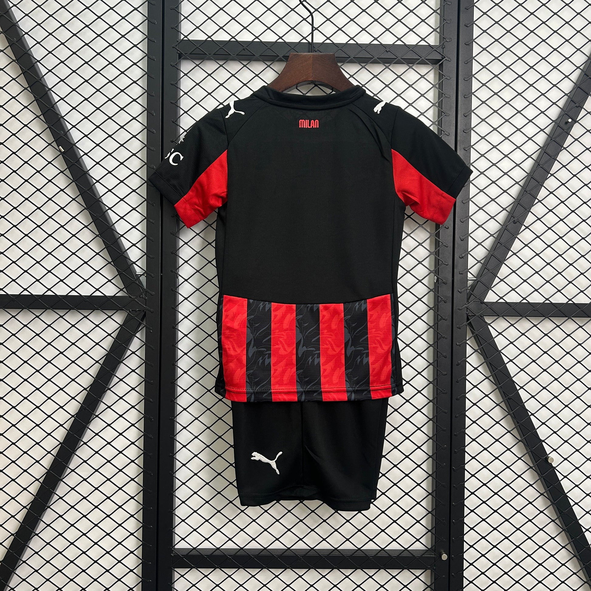 AC Milan Ensemble Enfant Domicile 25/26 - Pitch Kits