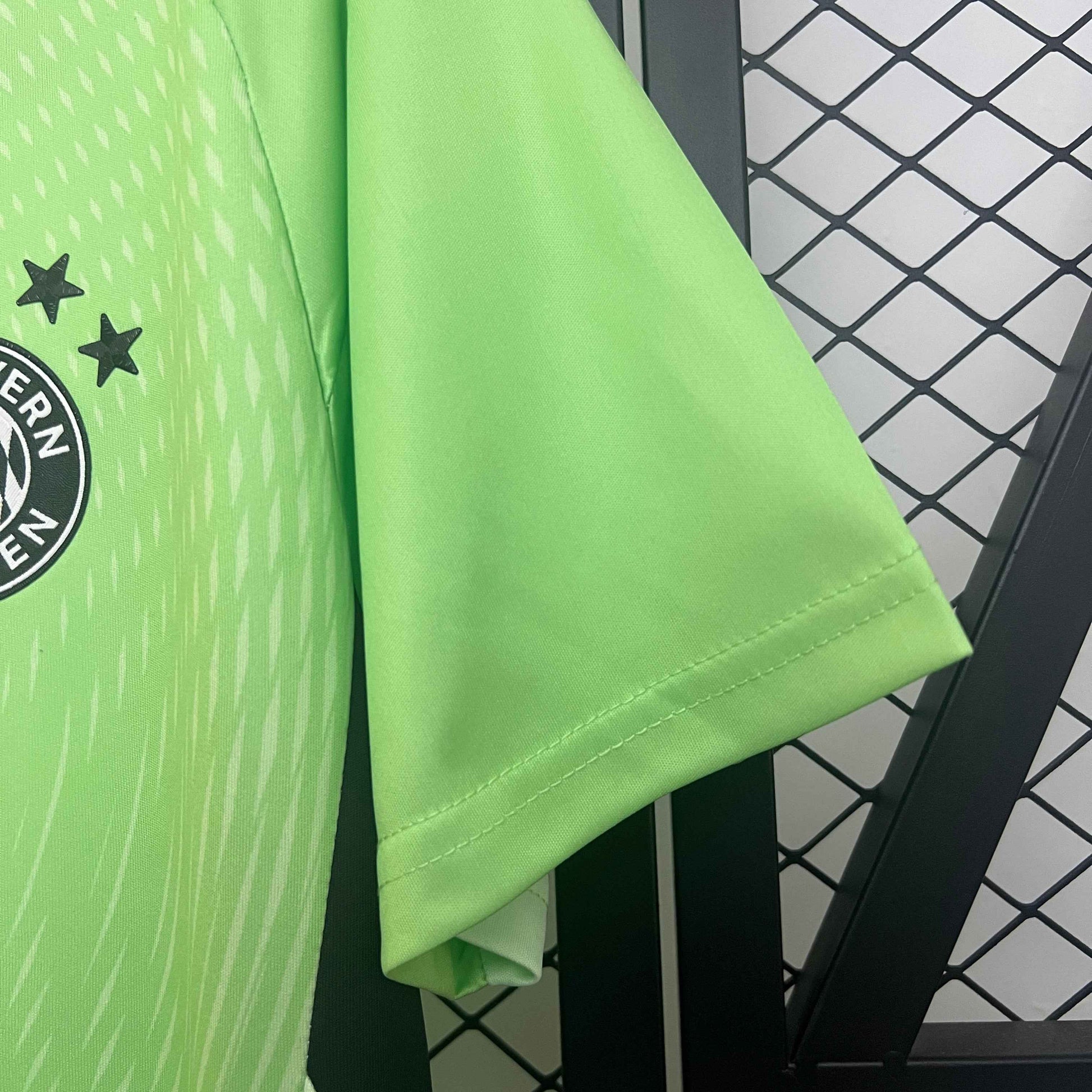 Bayern Munich Maillot Gardien 25/26