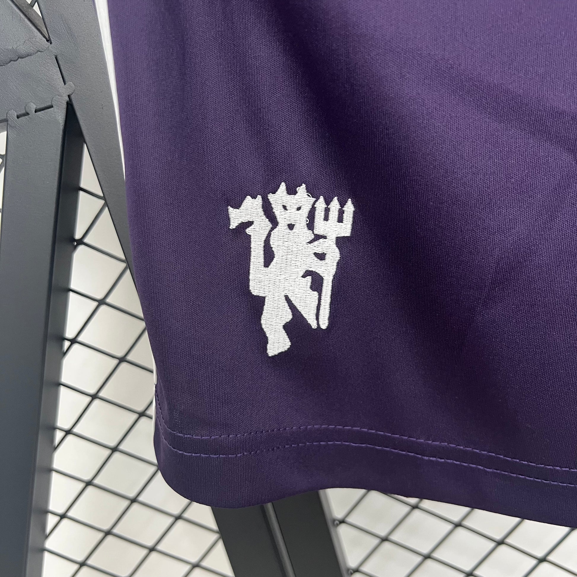 Manchester United Short Extérieur 25/26 - Pitch Kits