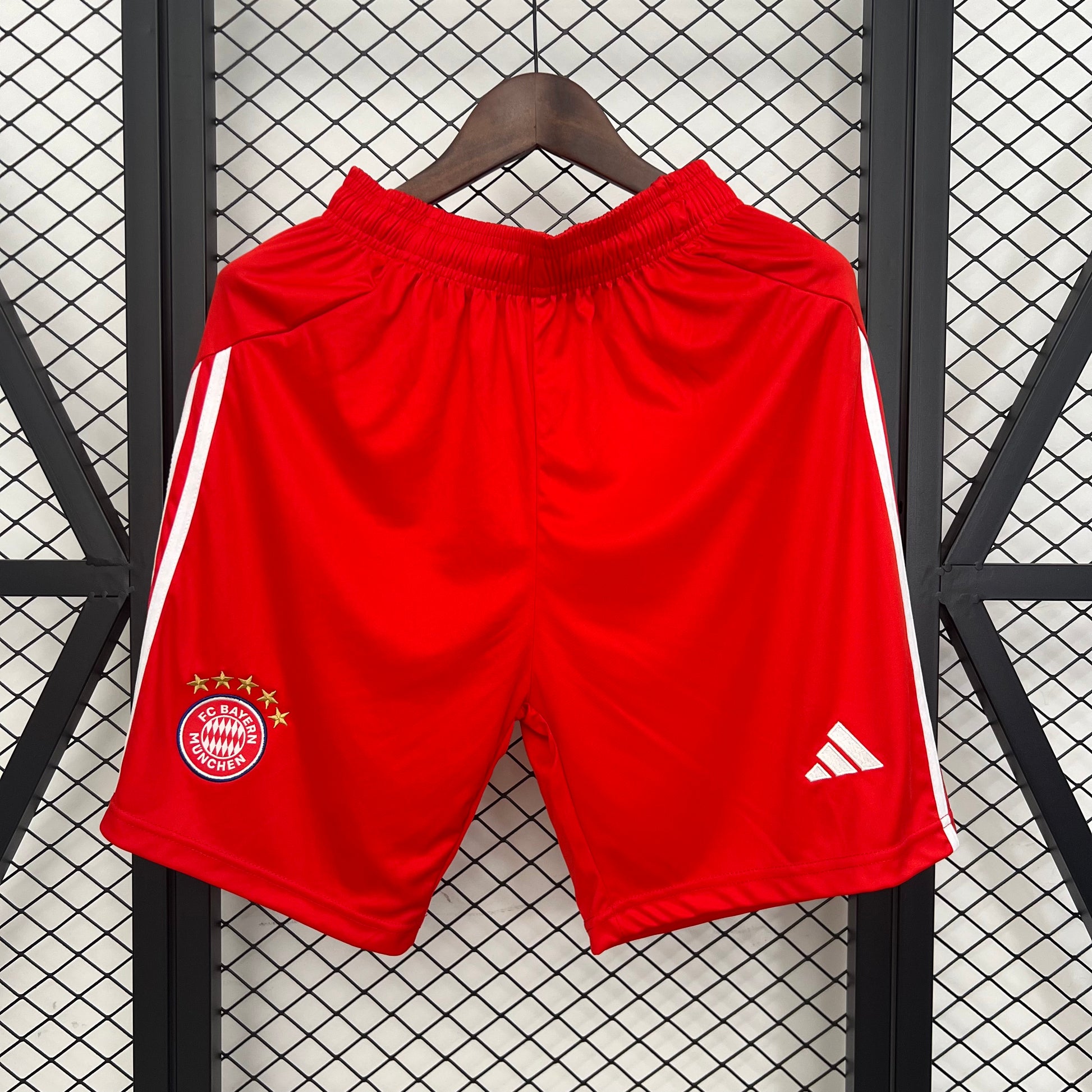 Bayern Munich Short Domicile 25/26 - Pitch Kits