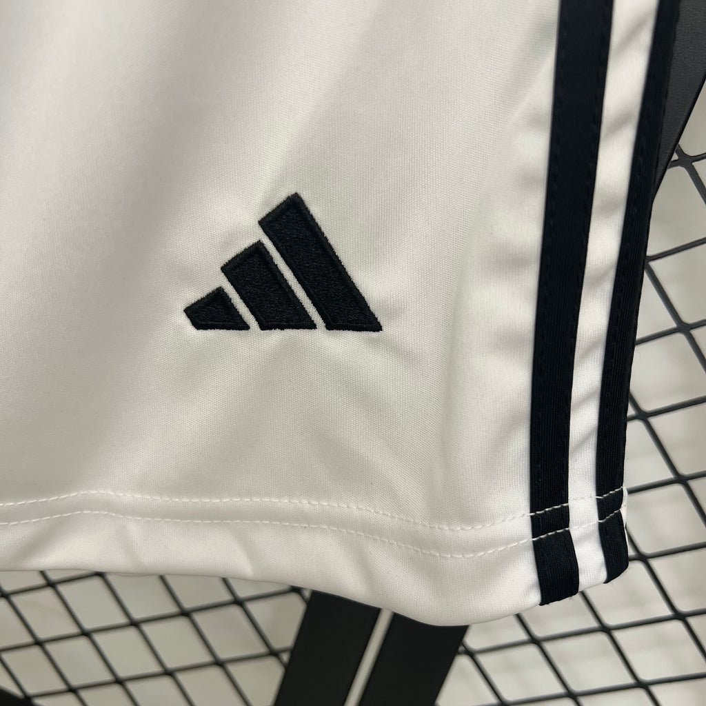Réal Madrid Short Domicile 25/26 - Pitch Kits