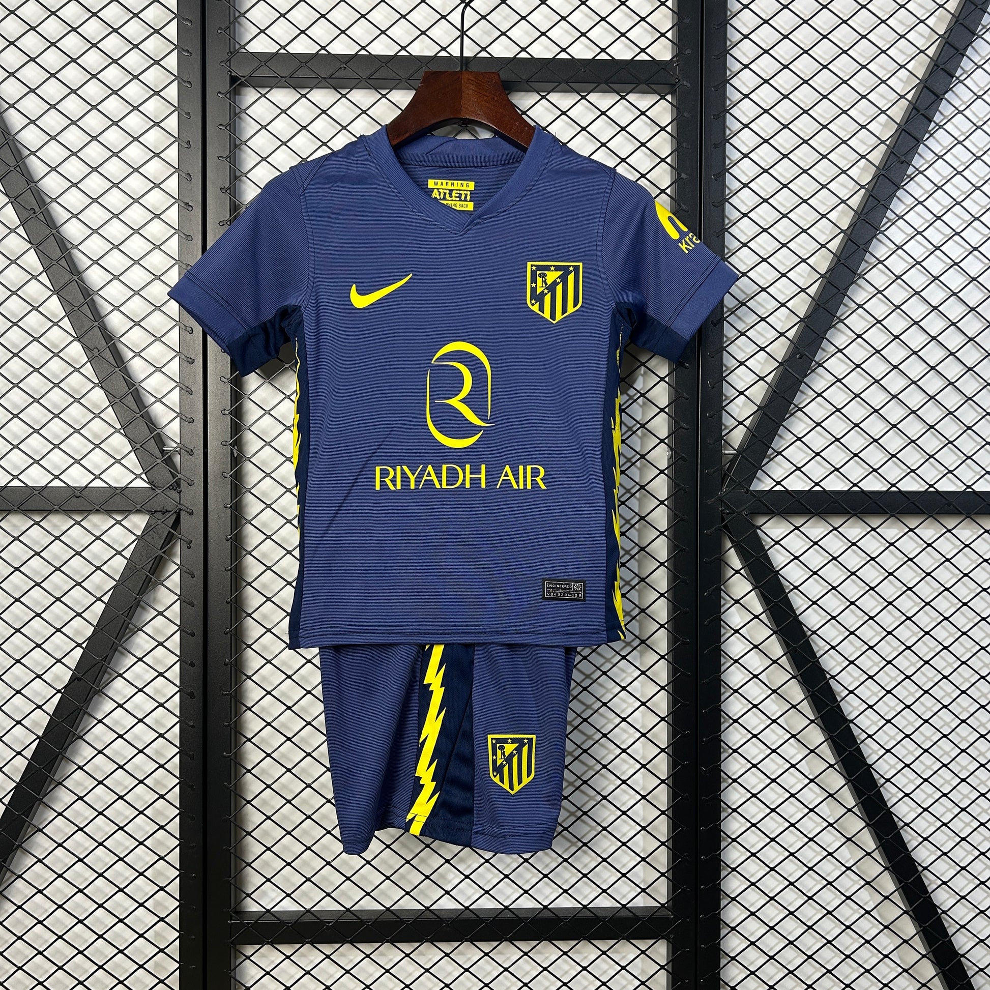 Atlético Madrid Ensemble Enfants Extérieur 25/26 - Pitch Kits