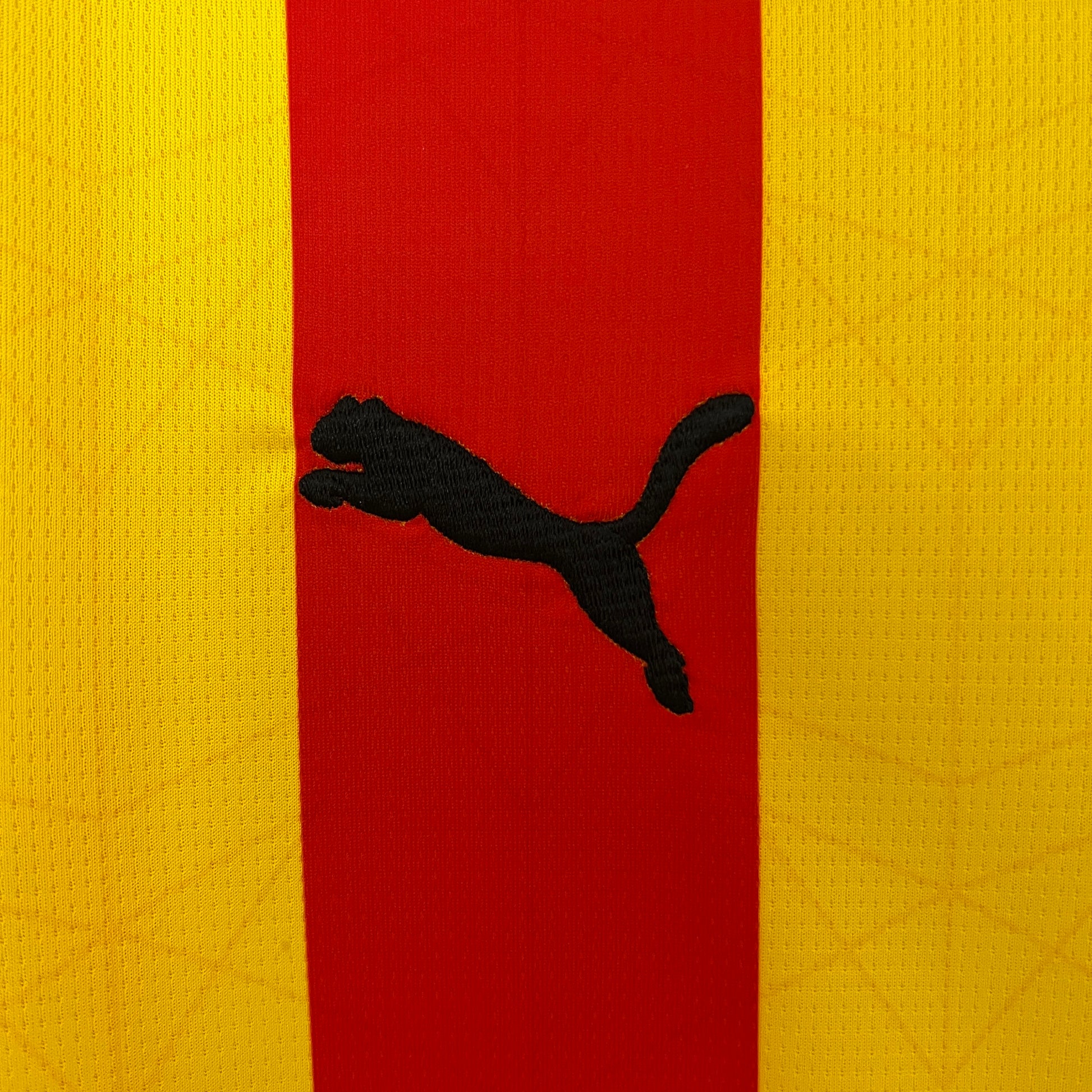 RC Lens Maillot Domicile 24/25 - Pitch Kits