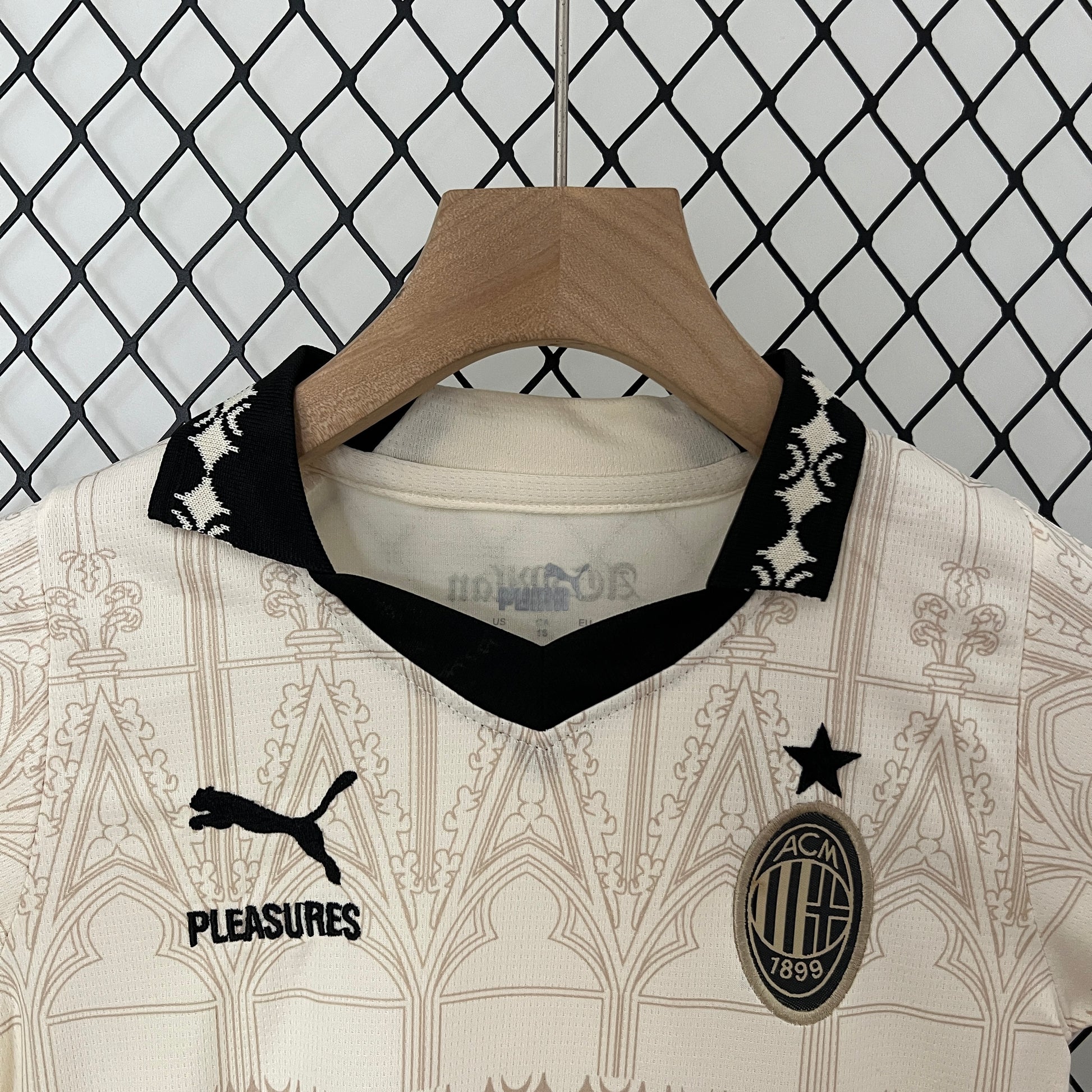AC Milan Ensemble Enfants Concept - Pitch Kits