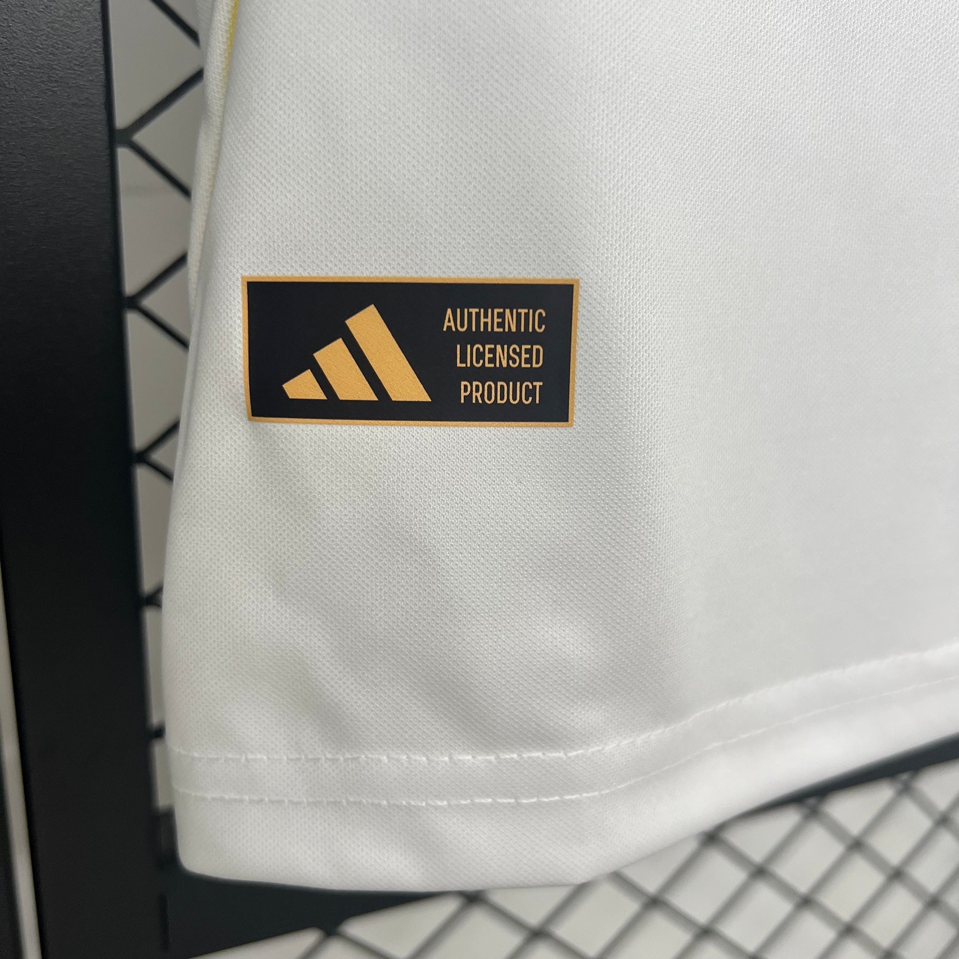 Leeds Maillot Domicile 25/26 - Pitch Kits