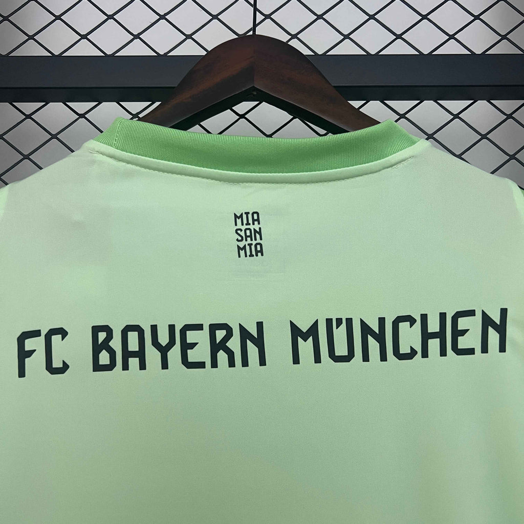 Bayern Munich Maillot Gardien 25/26