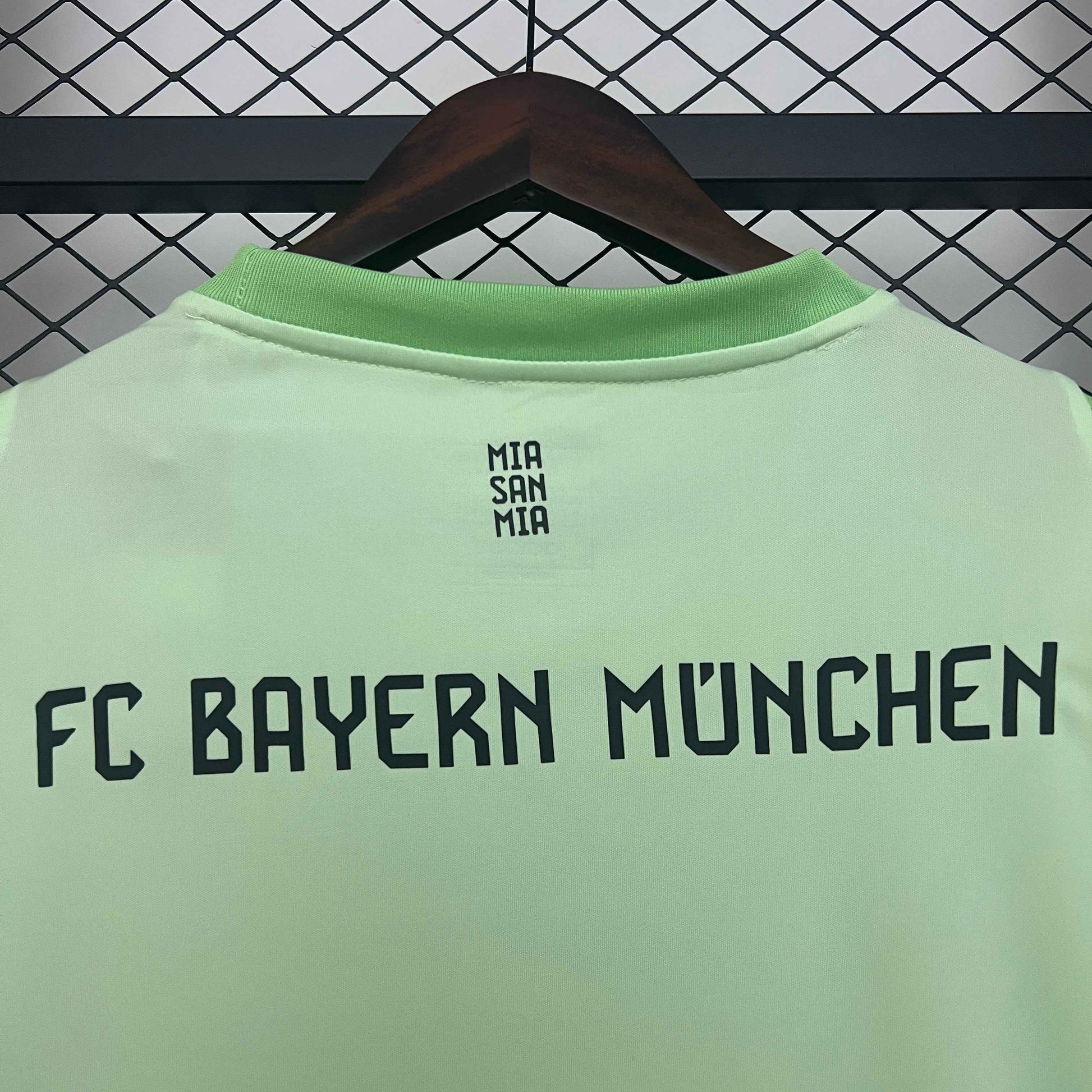 Bayern Munich Maillot Gardien 25/26