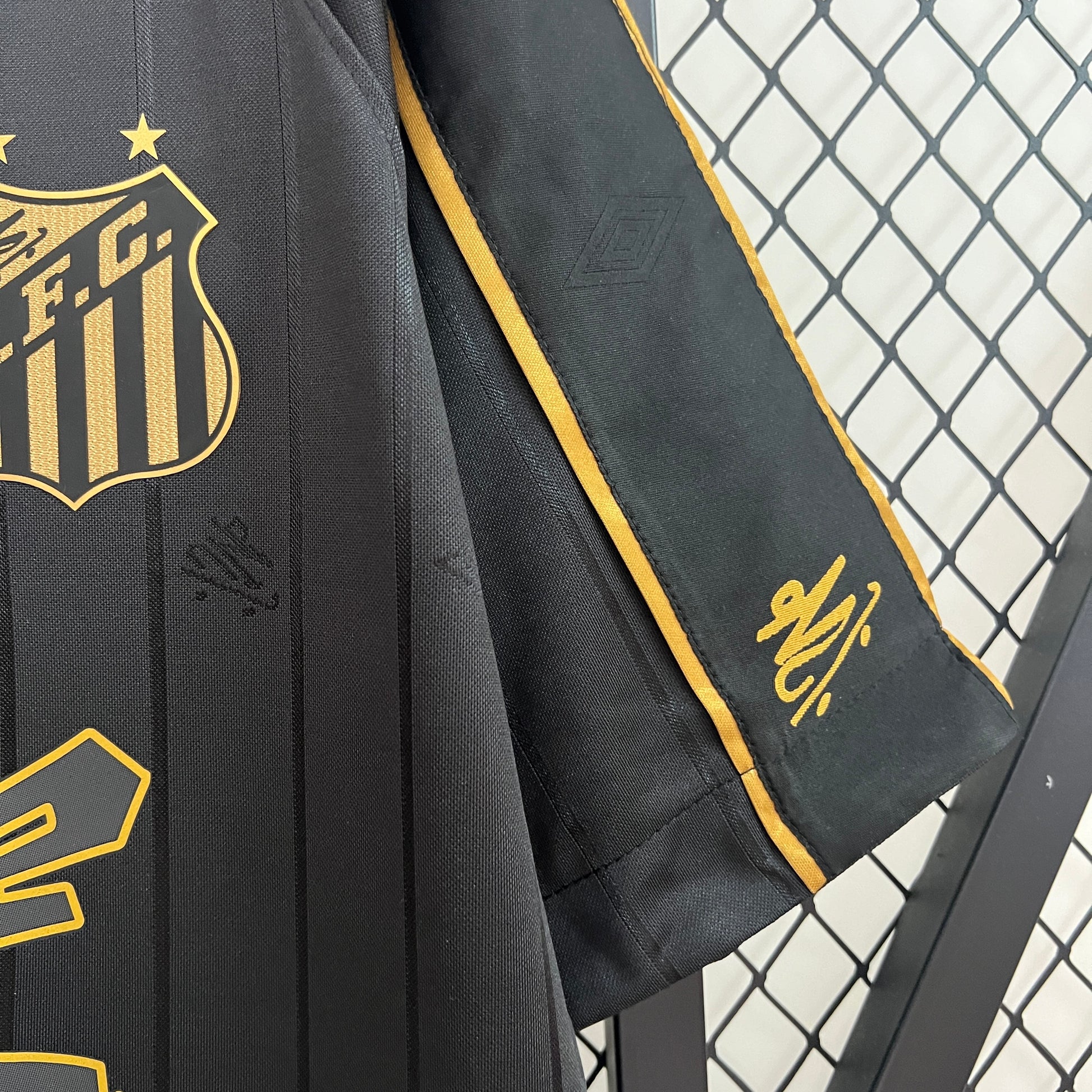Santos Maillot Concept 'Commémorative' - Pitch Kits